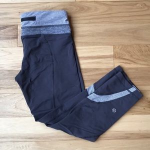 Lululemon Gray Capri pants